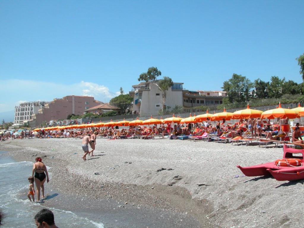 Ipanema Suite Giardini-Naxos Exterior foto